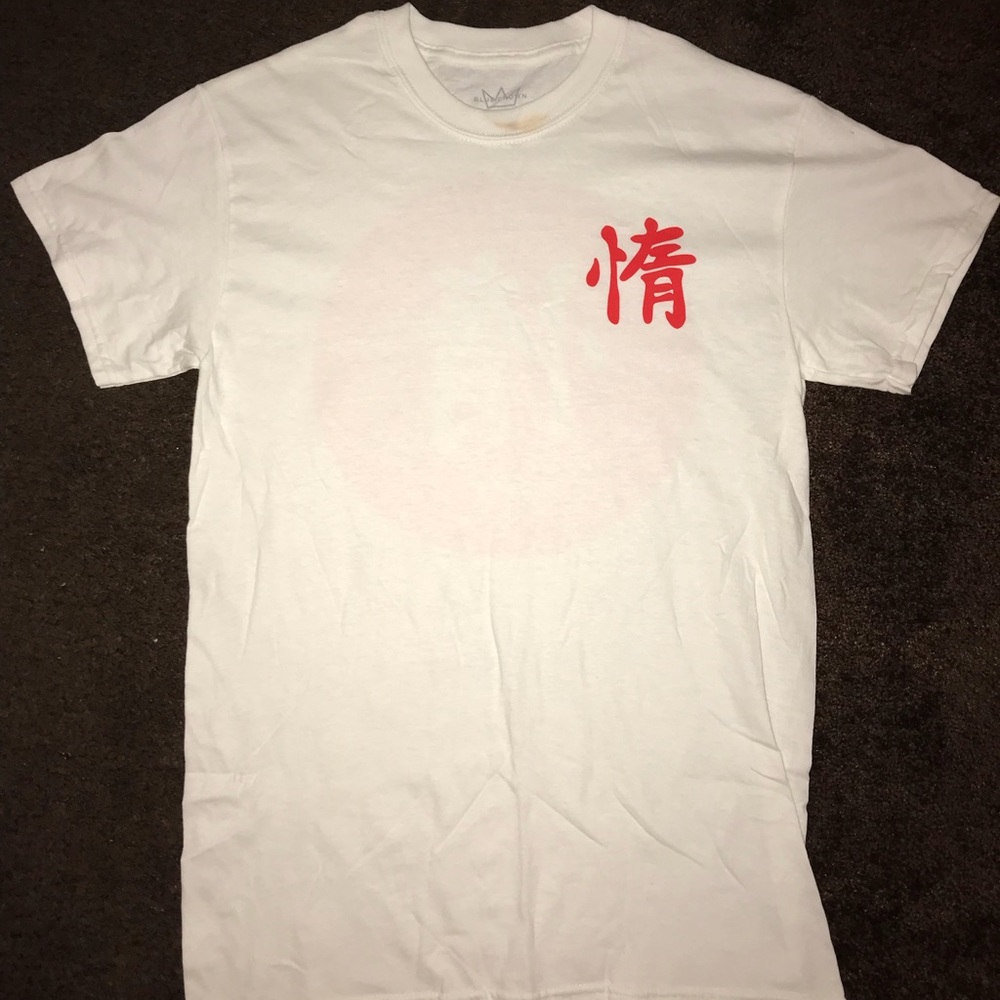 ❌ NWOT Blue Crown Lazy Tee